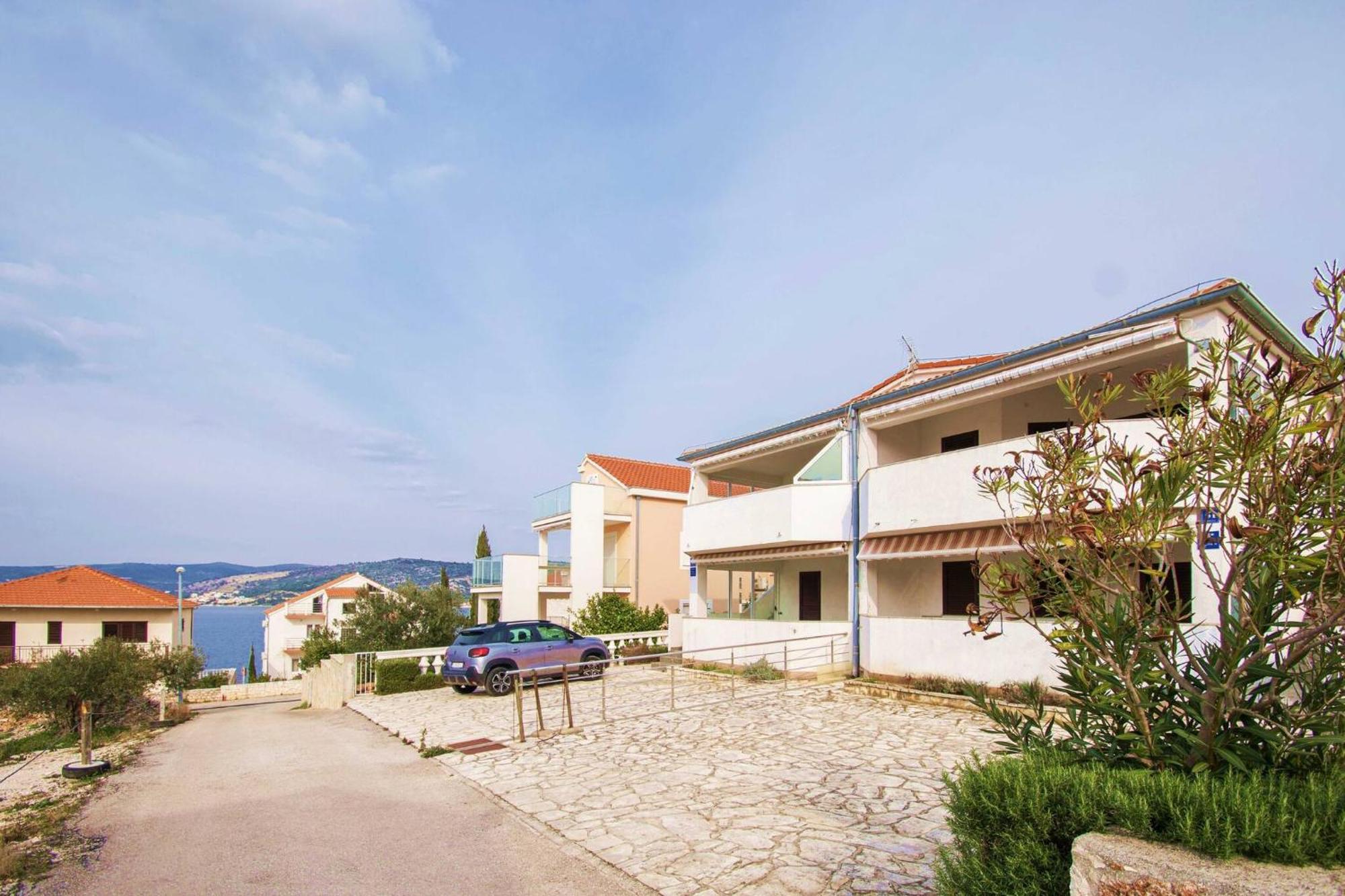 Apartment Meri Razanj With Sea View Luaran gambar