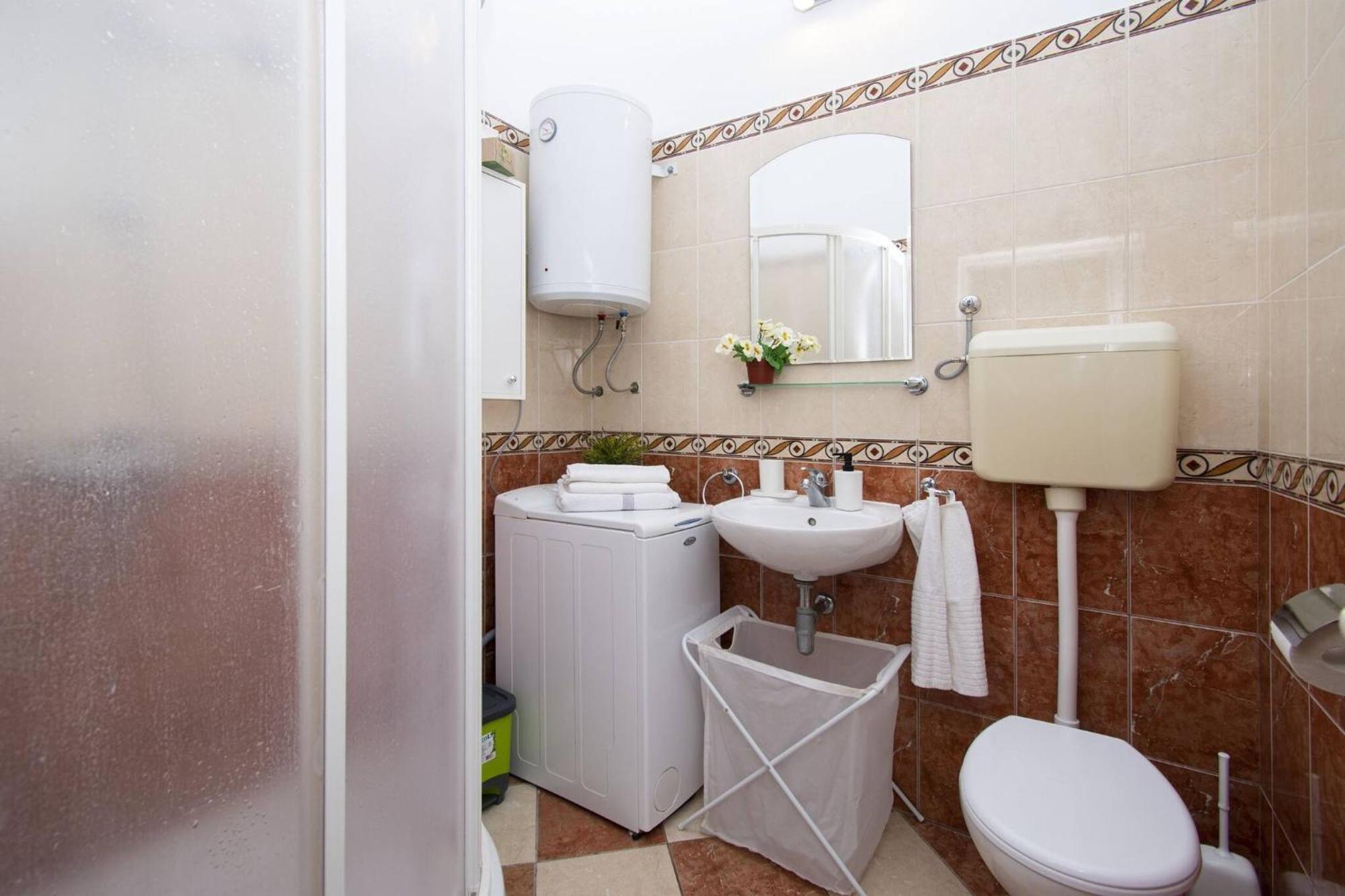 Apartment Meri Razanj With Sea View Luaran gambar